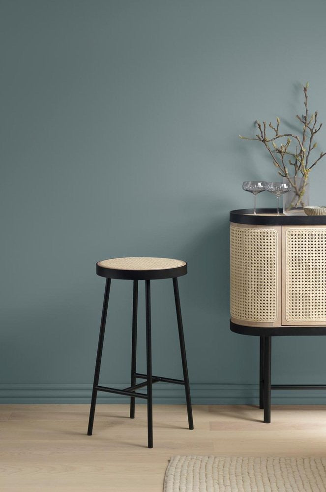 Round Rattan Woven Seat Stool with Black Metal Frame – Modern Minimalist Design
