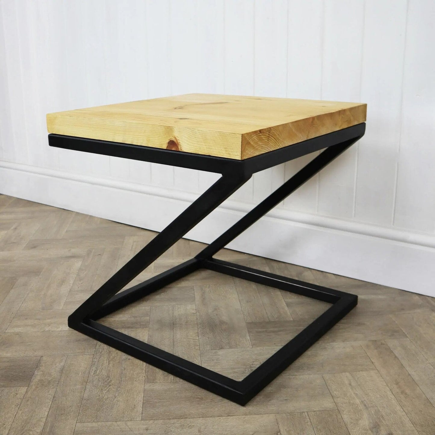 Z Floating Side Coffee Table