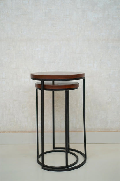 Sleek Round Tables