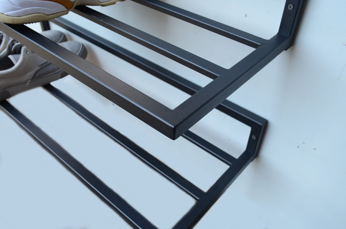 Entryway open Shoe Shelf, Wall Mount Metal Shoe Rack
