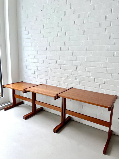 Mid Century Modern Side Nesting Tables