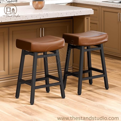 Counter Height Bar, 24 Inch Backless Bar Stools for Kitchen Island Leather Saddle Bar Chairs Kitchen Stools with 4" Thick Seats &amp; Heavy Duty Metal Base, Black