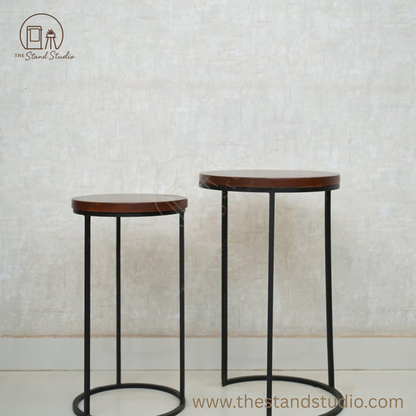 Sleek Round Tables