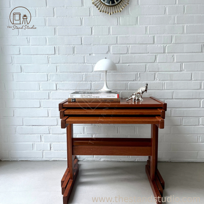 Mid Century Modern Side Nesting Tables